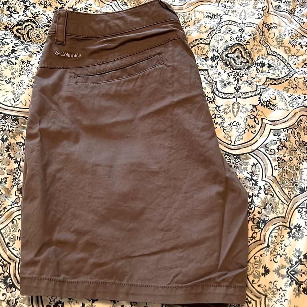 Columbia Shorts sz12